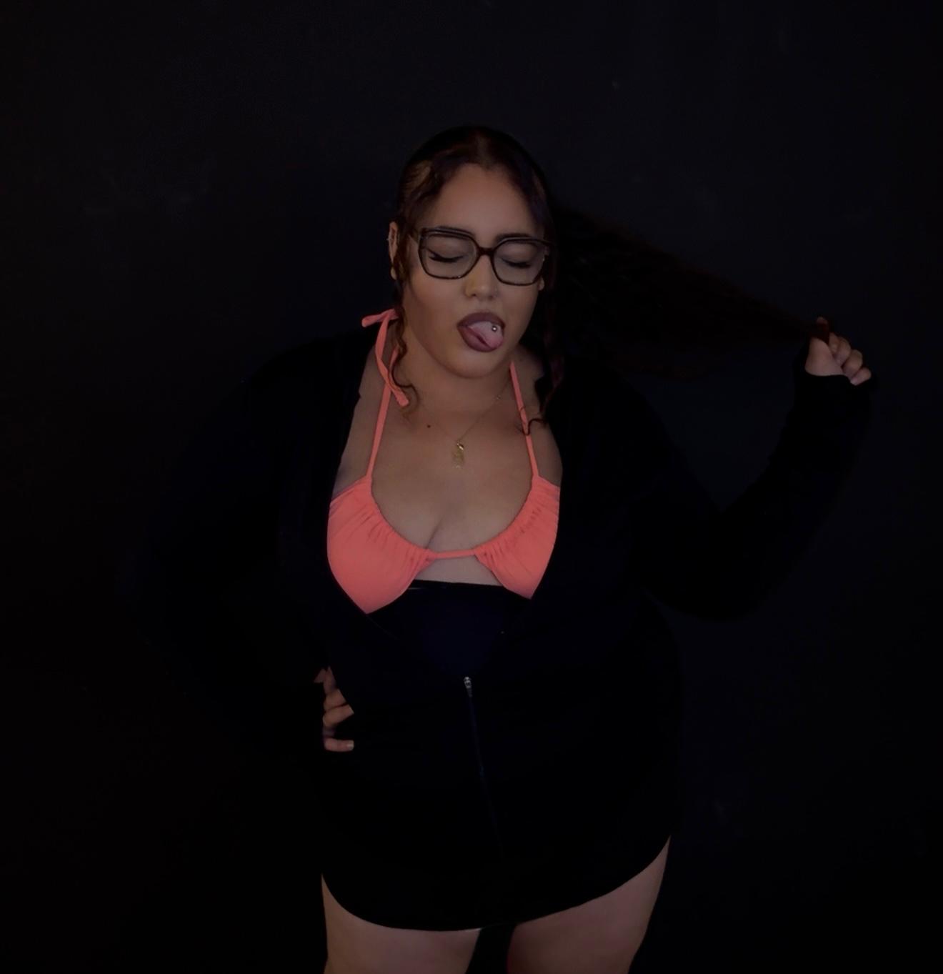Nina, professeure de danse